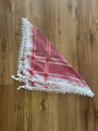Pañuelo árabe rojo y blanco