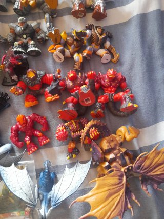 Lote 47 Figuras Gormiti