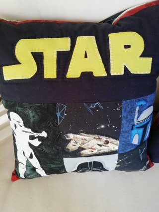 Dos Cojines Star Wars de Patchwork