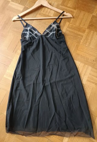 Bonito Camisón Vestido TCN Negro con Detalles