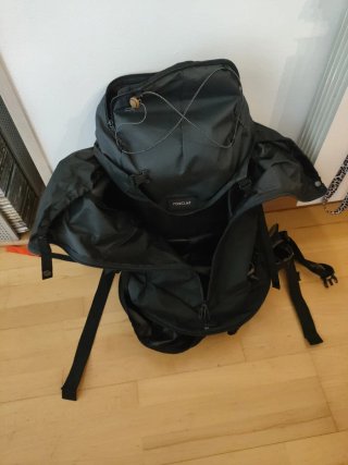 Decathlon Simond Trekking Negra/Gris, impermeable