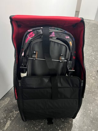 Coche  Bugaboo con funda muy buen estado