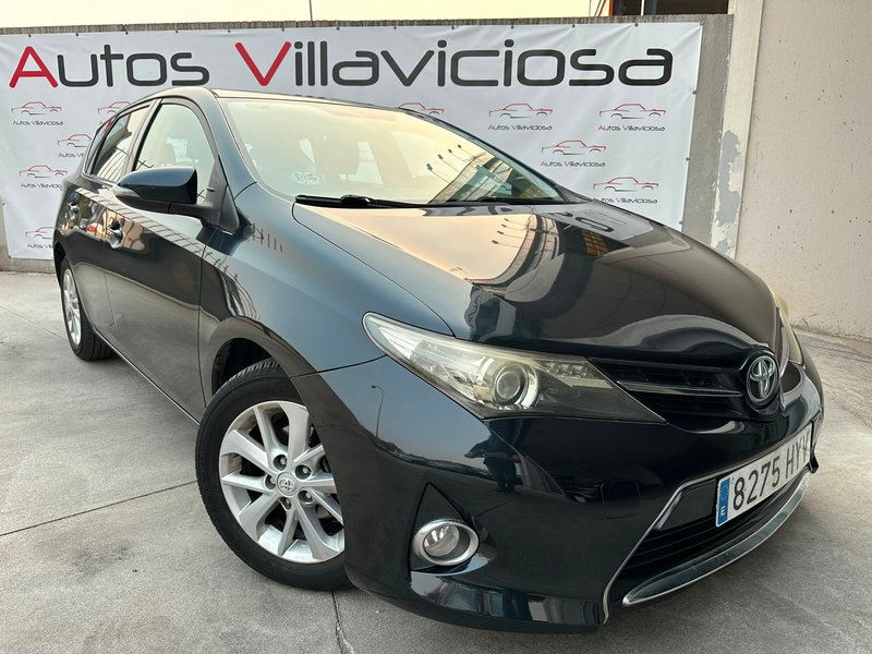 Toyota Auris 90D Live 2014