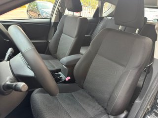Toyota Auris 1.4 TURBODIESEL DYNAMIC 2014