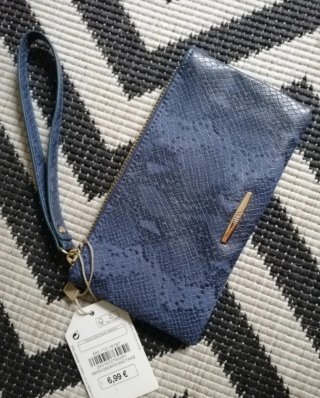 Cartera Sfera efecto piel de serpiente azul
