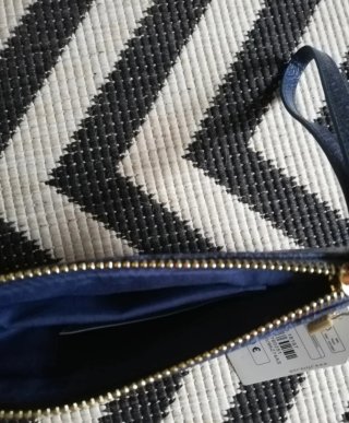 Cartera Sfera efecto piel de serpiente azul