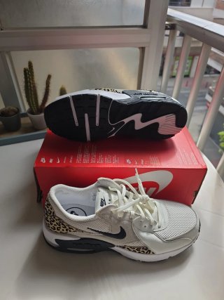 Nike Air Max Excee Leopard Mujer