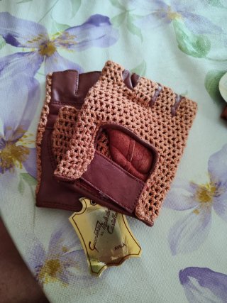 Guantes de piel crochet para una buena condición