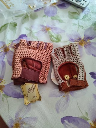 Guantes de piel crochet para una buena condición