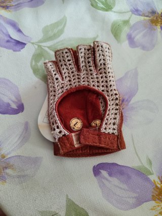 Guantes de piel crochet para una buena condición