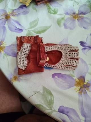 Guantes de piel crochet para una buena condición