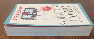 Grave Expectations – Alice Bell | English