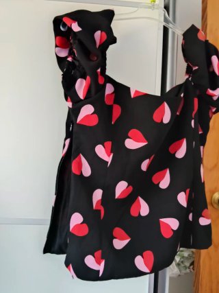 Top Minueto Corazones Negro y Rosa