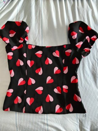 Top Minueto Corazones Negro y Rosa
