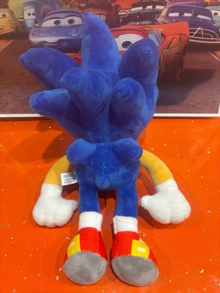 Peluche Sonic 30 cm nuevo!!