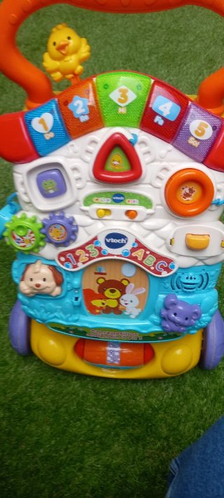 Correpasillos Vtech con actividades
