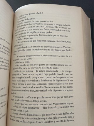 Cincuenta sombras más oscuras