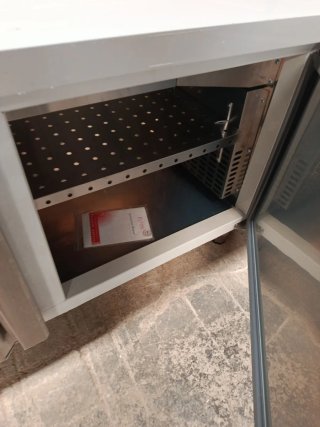 MESA REFRIGERADA CON TARA 1.8 M. MIRA MI PERFIL