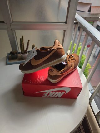 Nike Cortez Marrones Talla 42