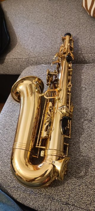 Saxofón Alto Jupiter JAS500 + estuche k-ses