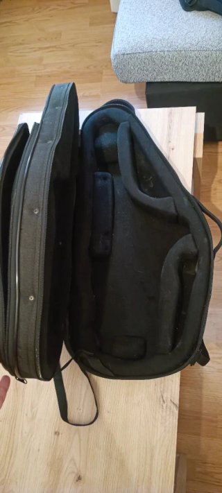 Saxofón Alto Jupiter JAS500 + estuche k-ses