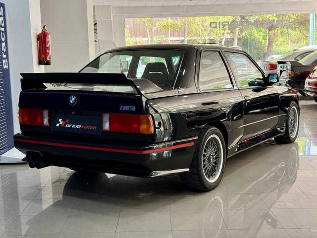 BMW M3 e30 Sport Evolution !!