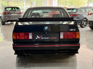 BMW M3 e30 Sport Evolution !!