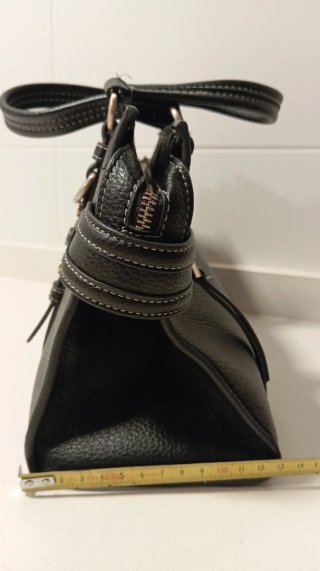 Bolso de mano negro
