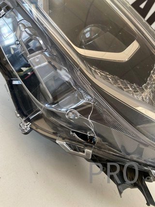 Faro Toyota rav4 usado