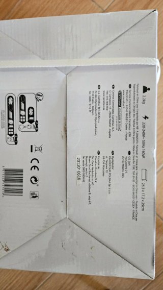 Exprimidor eléctrico Mandine con asa