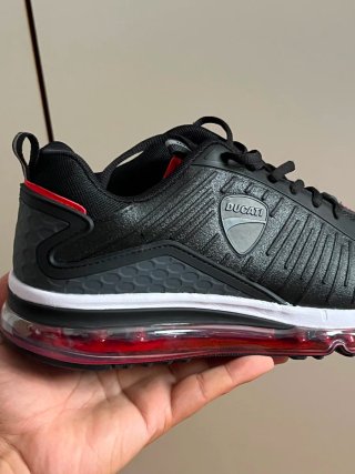 Scarpe uomo Ducati nere e rosse