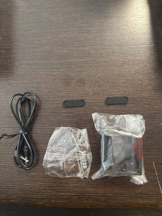 Altavoces Schneider Negros y Plateados