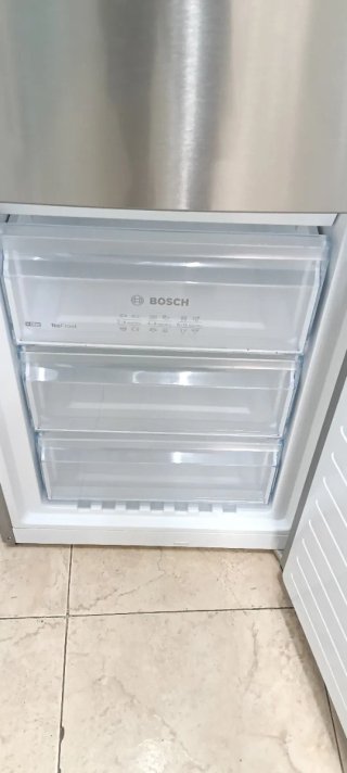 NEVERA COMBI BOSCH NO FROST ENERGÍA A+
