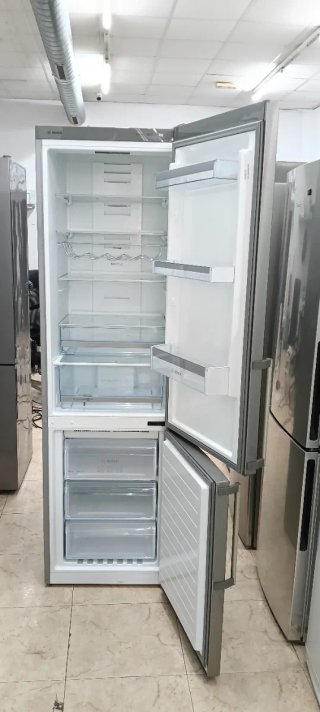 NEVERA COMBI BOSCH NO FROST ENERGÍA A+