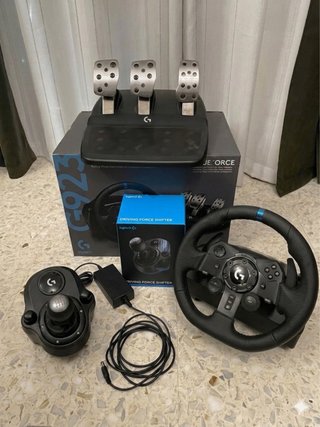 Volante Logitech G923 con Pedales y Palanca