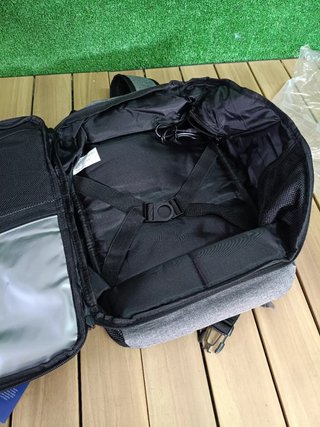Mochila VANKEV Cabina Avión 40x30x20 Gris