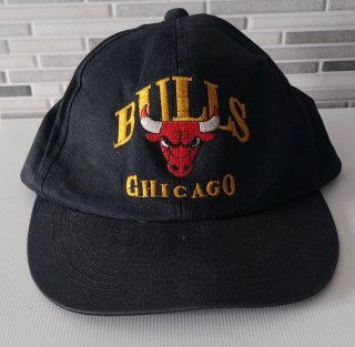 Lote 3 Gorras: Bulls, Vintage, Licor 43