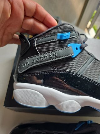 Jordan 6 Rings Negro y Azul