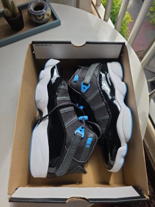Jordan 6 Rings Negro y Azul