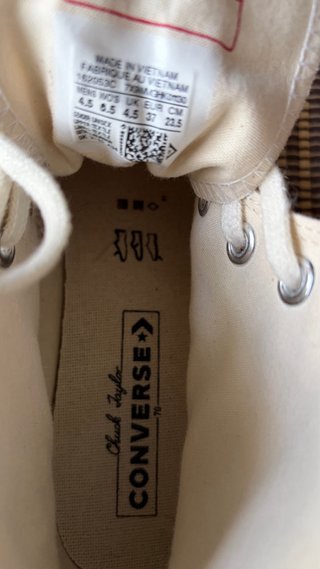 Converse Beige/Rojo Talla 37