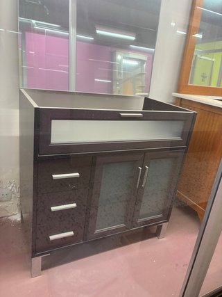Mueble de baño con espejo