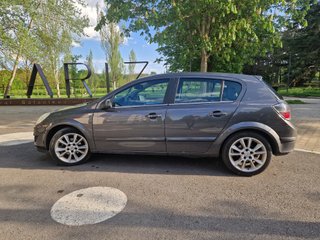 Opel Astra 2009 gasolina 5P