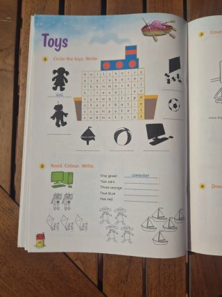 Fun for Starters. Student's Book with Home Fun ...