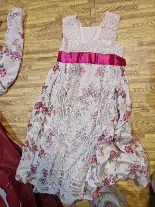 Traje de Fallera Rosa y Blanco