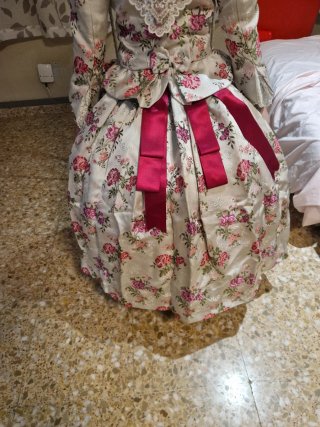 Traje de Fallera Rosa y Blanco