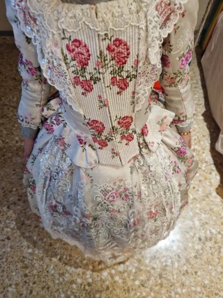 Traje de Fallera Rosa y Blanco