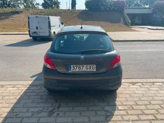 Peugeot 207 5P-2010