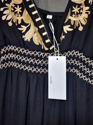 Vestido largo negro bordado boho