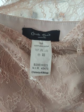 Vestido de fiesta beige y rosa. Comprado por 300 €
