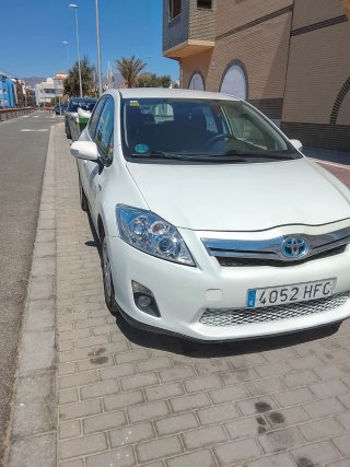 Toyota Auris 2011